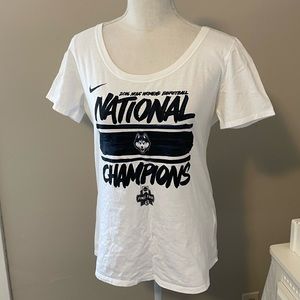 NIKE Uconn Women’s Basketball Champions Tshirt